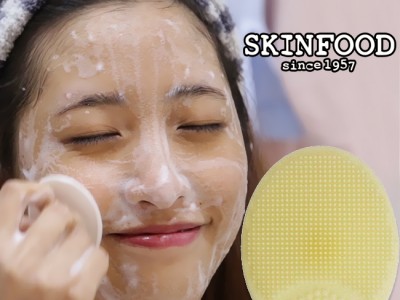 Miếng Rửa Mặt Silicone Skinfood Silicone Cleansing Pad