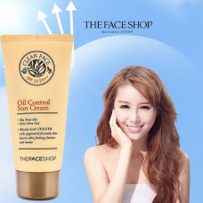 Kem chống nắng cho da dầu da mụn Oil Control Sun Cream